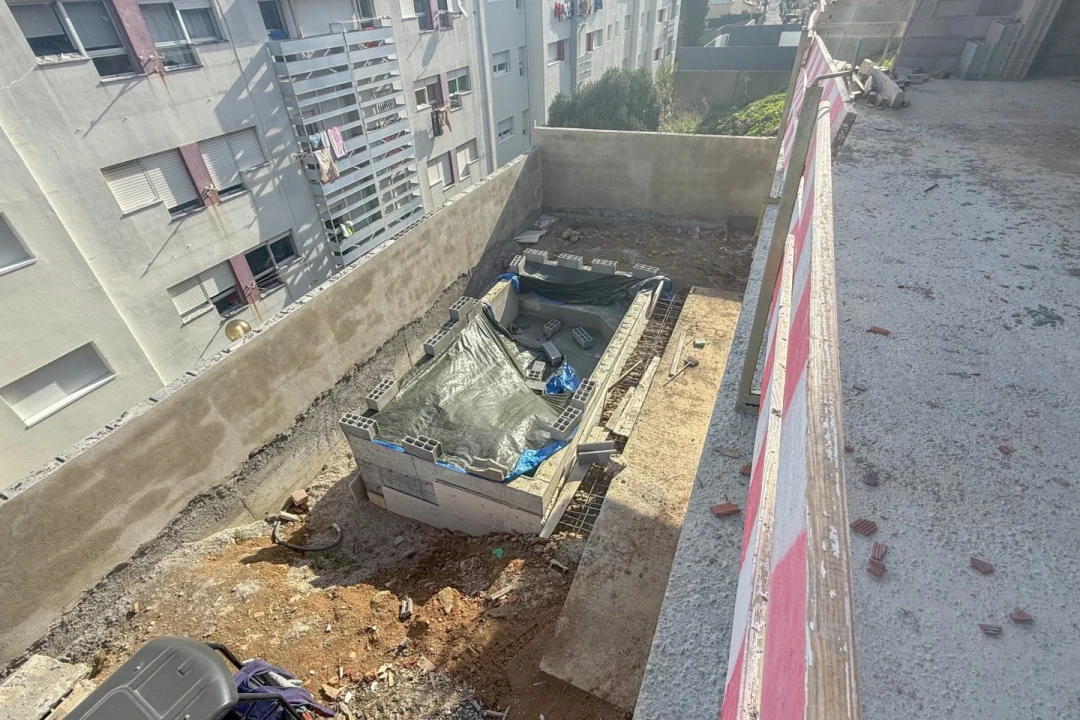 Moradia T4 para Venda em São Domingos de Rana Foto 23