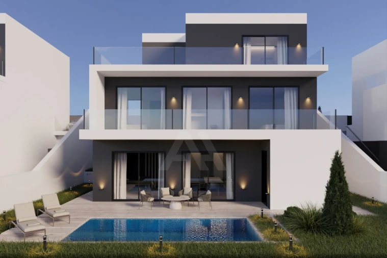 Moradia T4 para Venda em São Domingos de Rana Foto 3