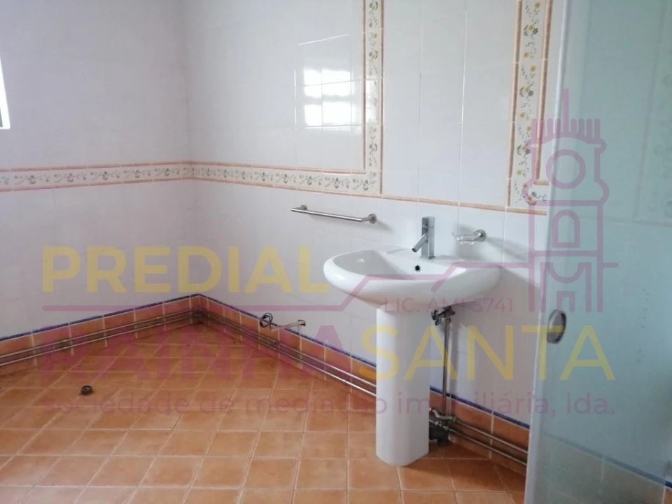 Moradia T6 para Venda em Mouriscas Foto 13