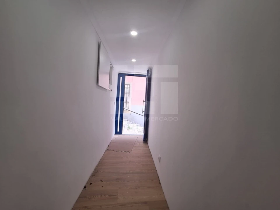 Apartamento T2 para Venda em São Vicente Foto 15