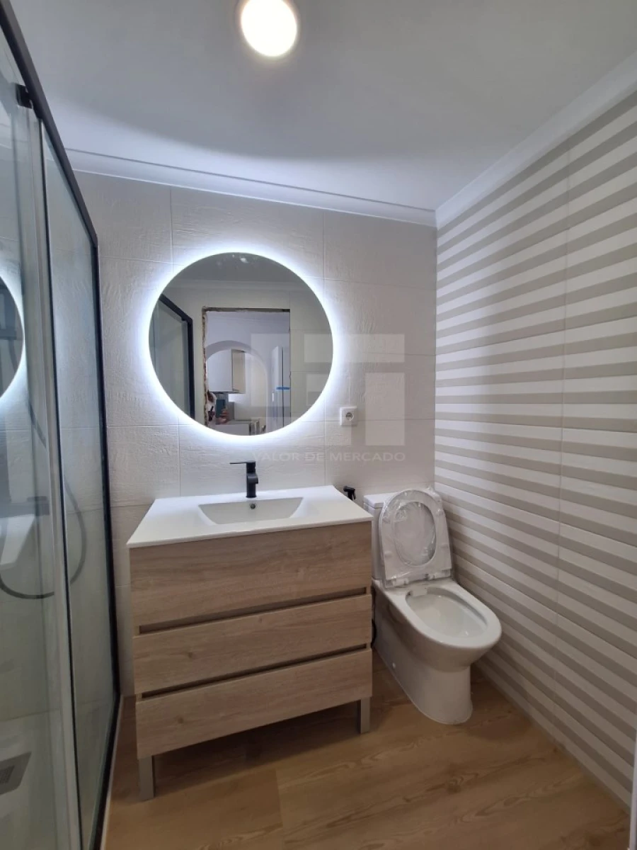 Apartamento T2 para Venda em São Vicente Foto 10