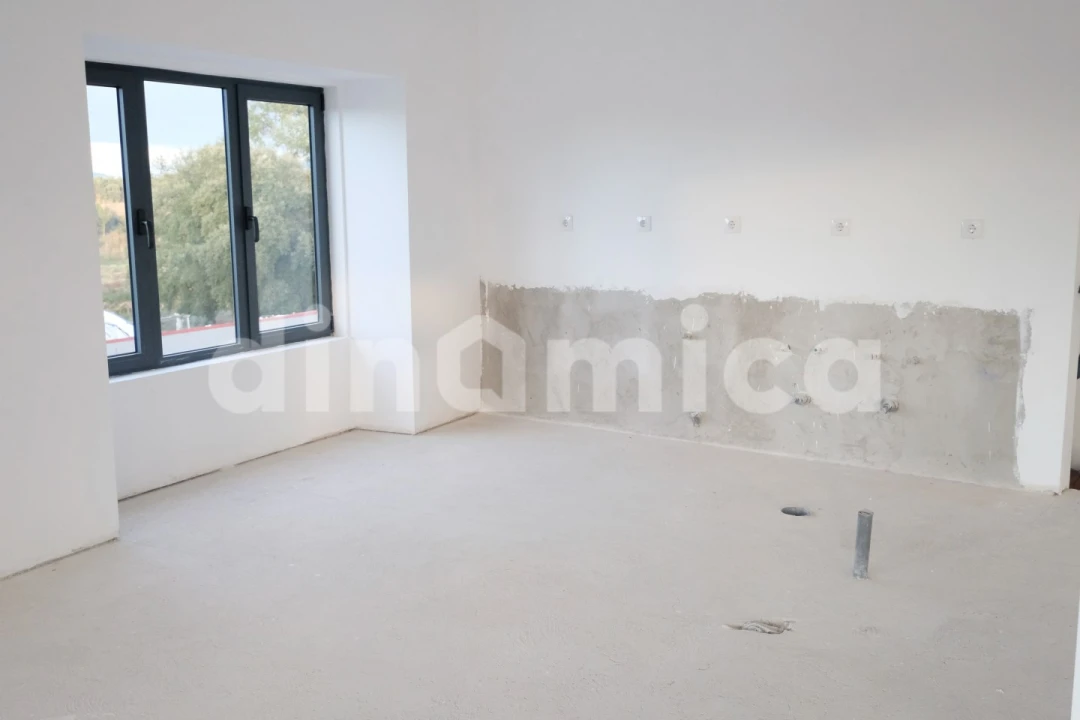 Loja para Arrendamento em Avidos e Lagoa Foto 13