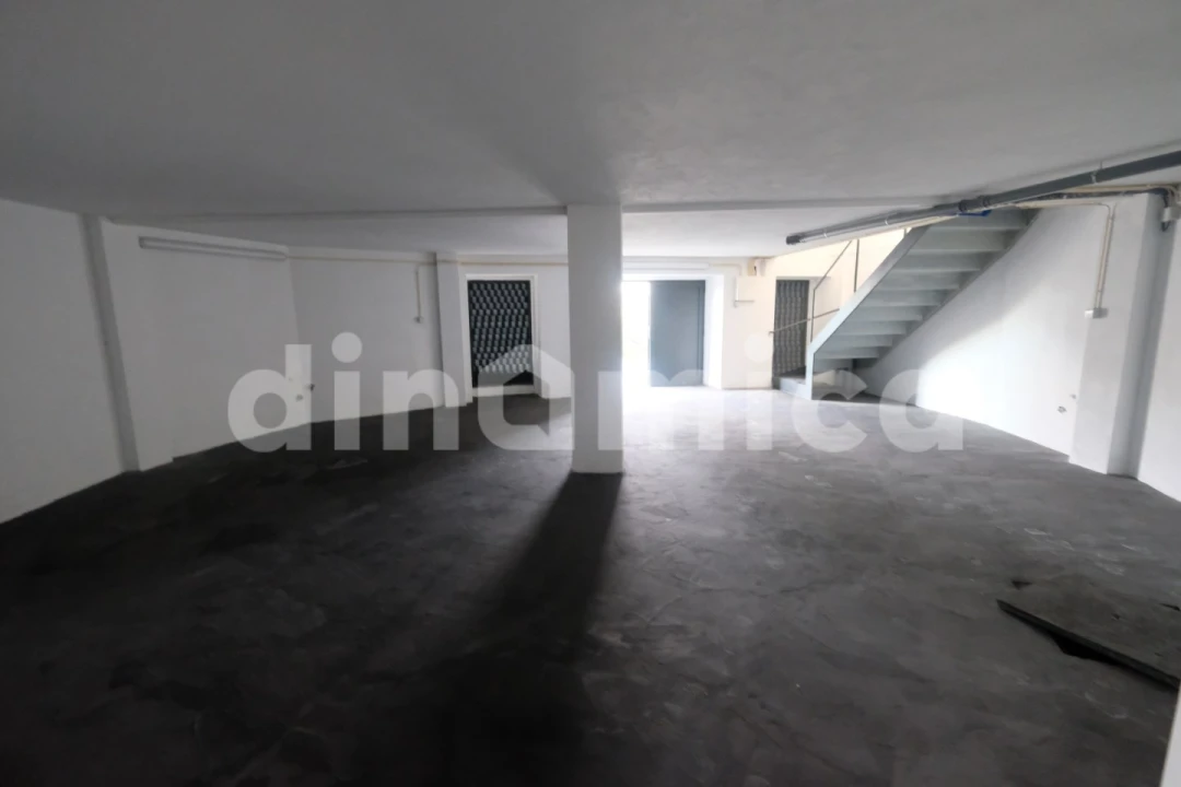 Loja para Arrendamento em Avidos e Lagoa Foto 16