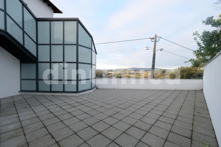 Loja para Arrendamento em Avidos e Lagoa Foto 8