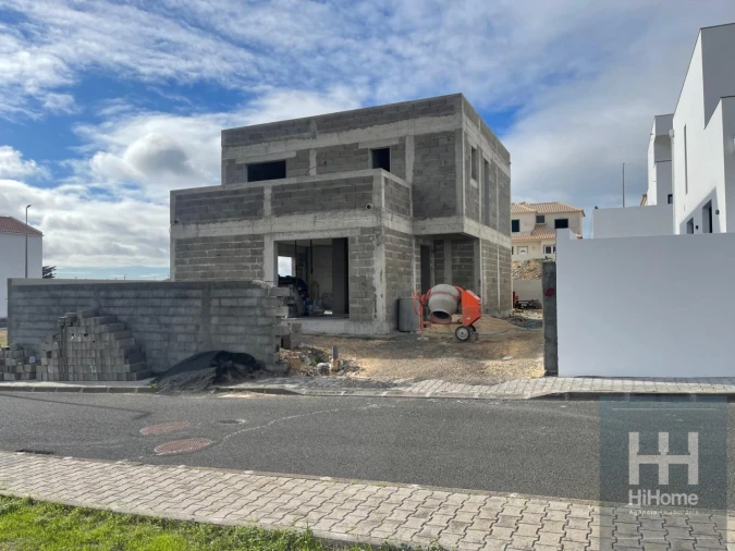 Moradia T3 para Venda em Porto Santo