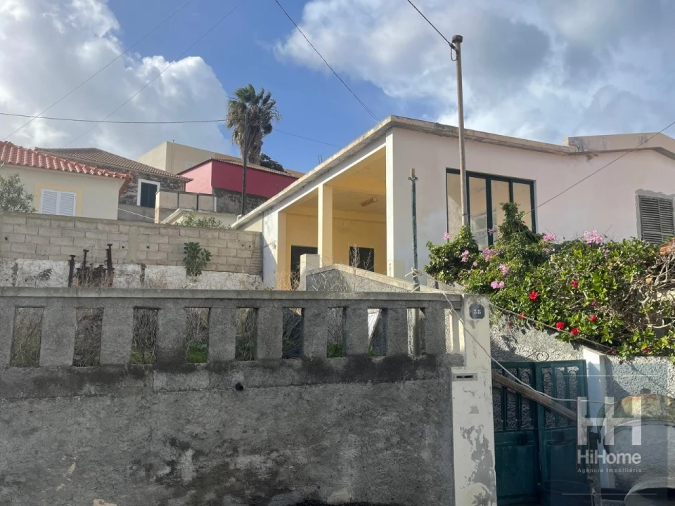 Moradia T3 para Venda em Porto Santo Foto 1