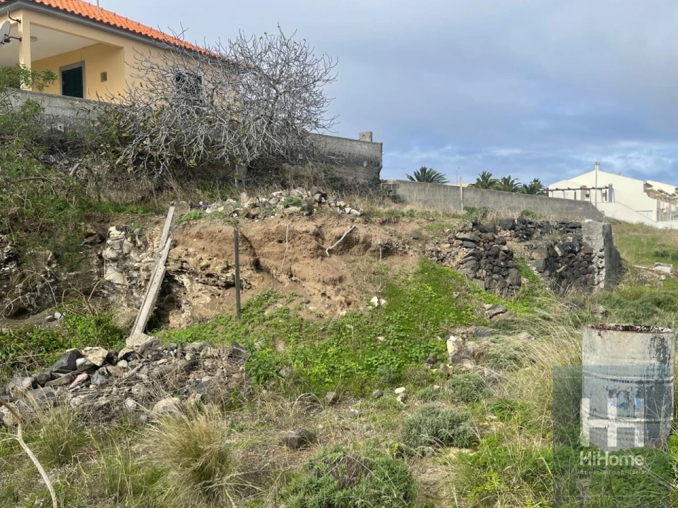 Moradia T3 para Venda em Porto Santo Foto 22