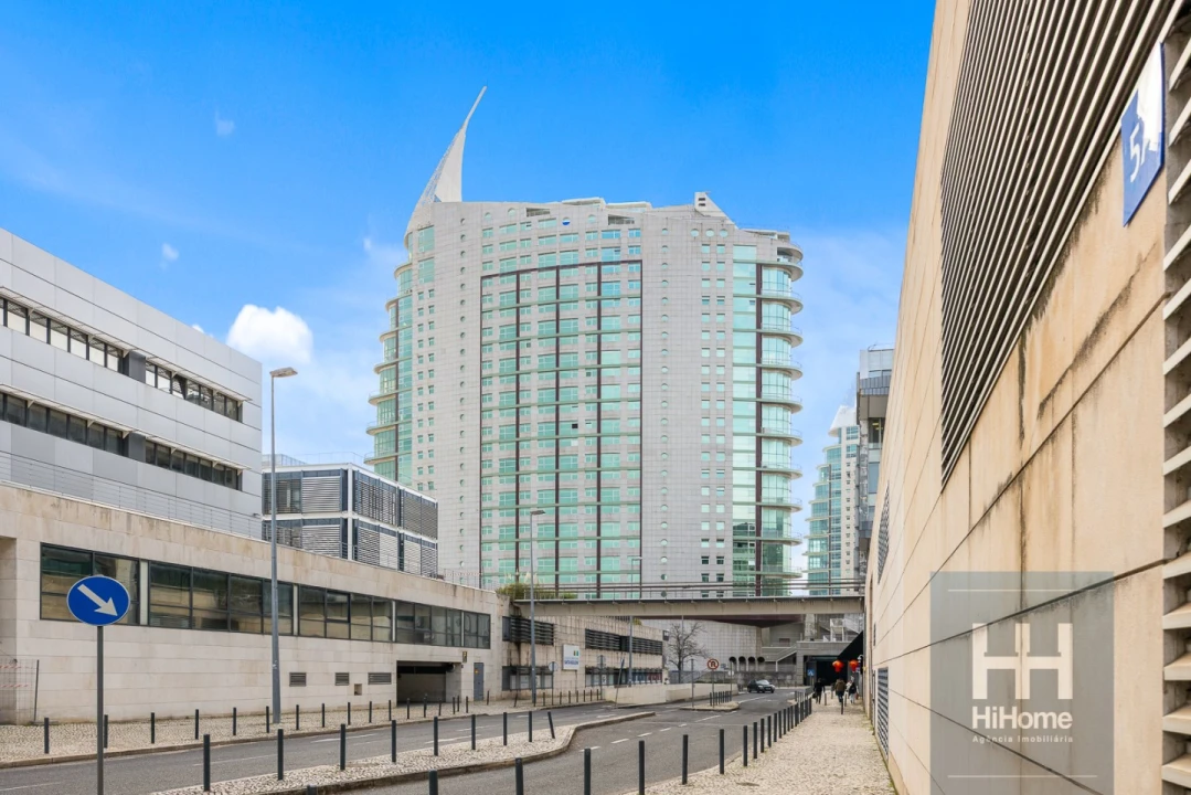 Apartamento T2 para Venda em Parque das Nações Foto 9