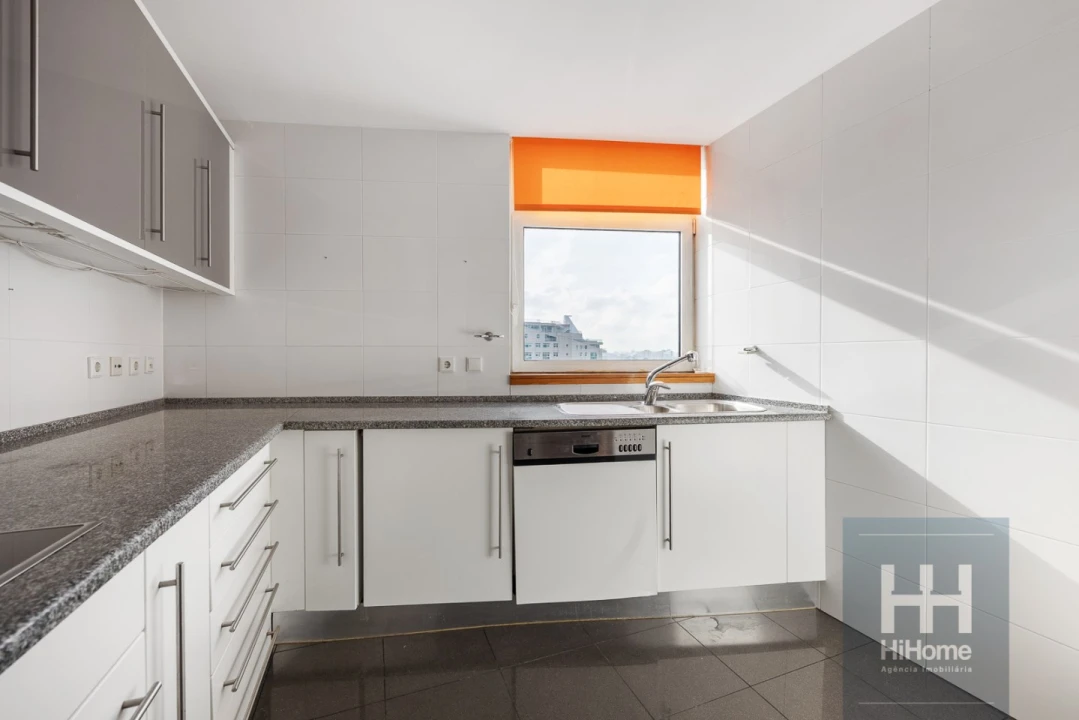 Apartamento T2 para Venda em Parque das Nações Foto 6