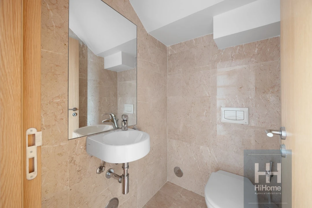 Apartamento T2 para Venda em Parque das Nações Foto 10