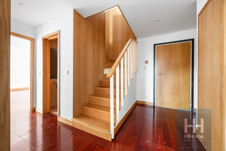 Apartamento T2 para Venda em Parque das Nações Foto 2