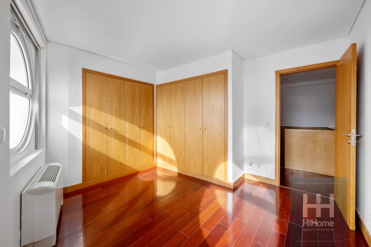 Apartamento T2 para Venda em Parque das Nações Foto 20