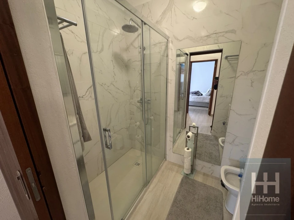 Apartamento T2 para Venda em Machico Foto 21