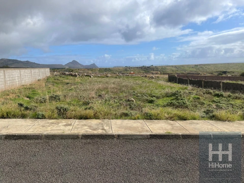 Terreno para Venda em Porto Santo Foto 1