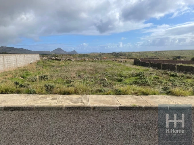 Terreno para Venda em Porto Santo Foto 1