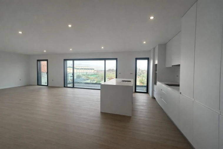 Apartamento T2 para Venda em Esgueira Foto 1