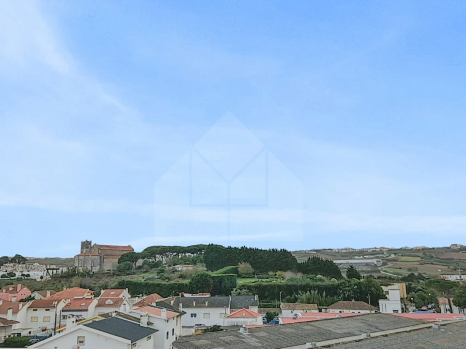 Apartamento T2 para Venda em Lourinhã e Atalaia Foto 2