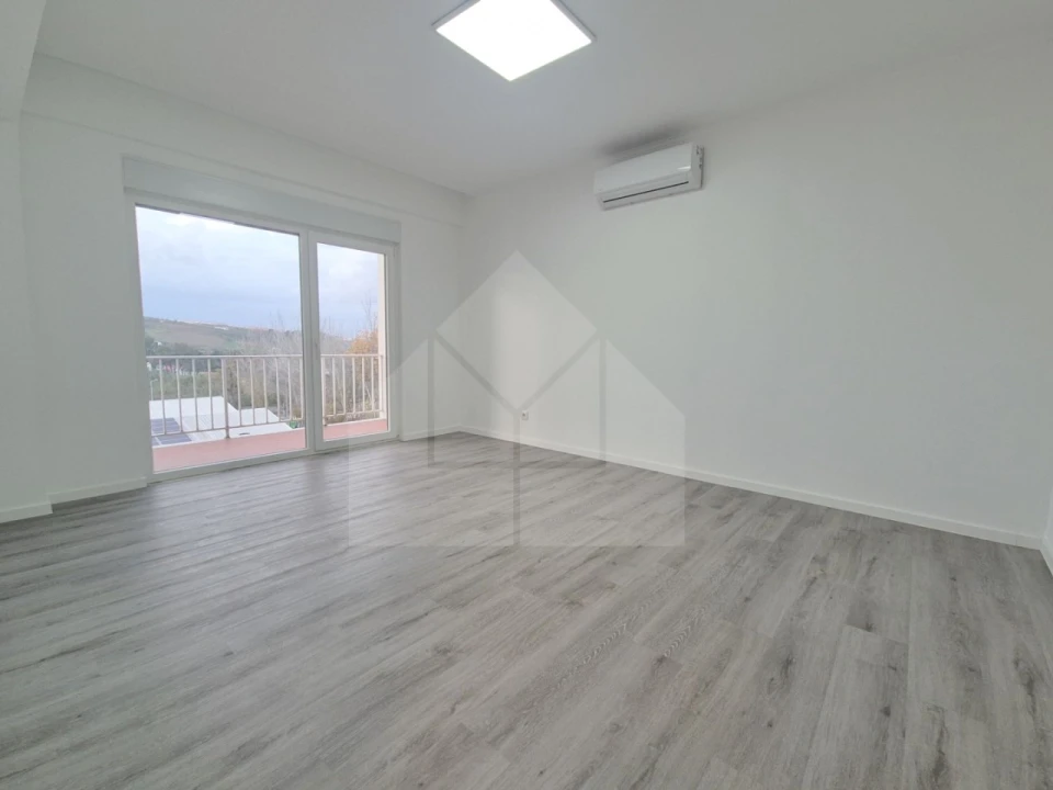 Apartamento T2 para Venda em Lourinhã e Atalaia Foto 4