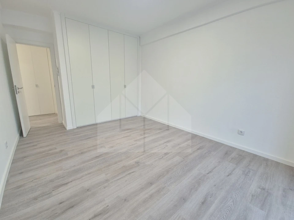 Apartamento T2 para Venda em Lourinhã e Atalaia Foto 33