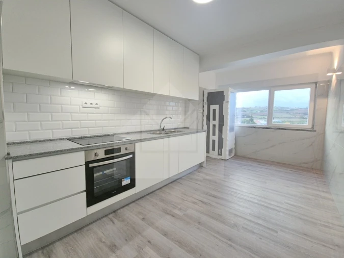 Apartamento T2 para Venda em Lourinhã e Atalaia Foto 9