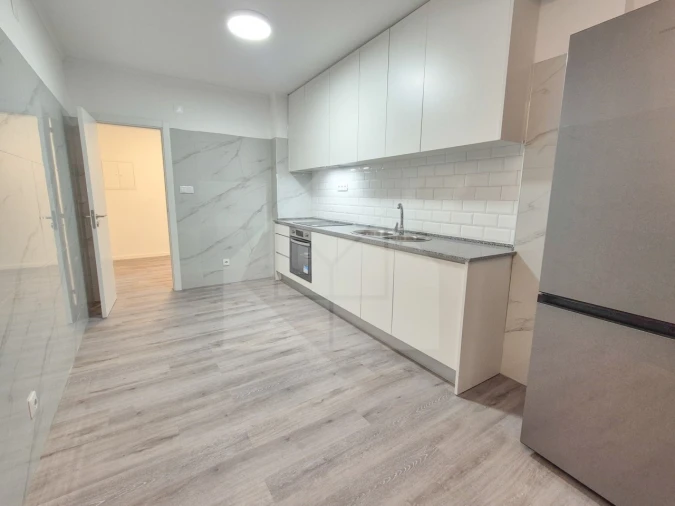 Apartamento T2 para Venda em Lourinhã e Atalaia Foto 13