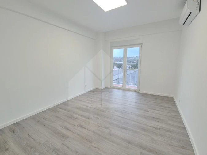 Apartamento T2 para Venda em Lourinhã e Atalaia Foto 24