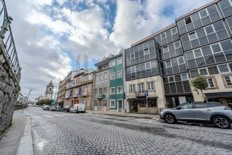 Apartamento T1 para Arrendamento em São Vicente (Braga) Foto 2