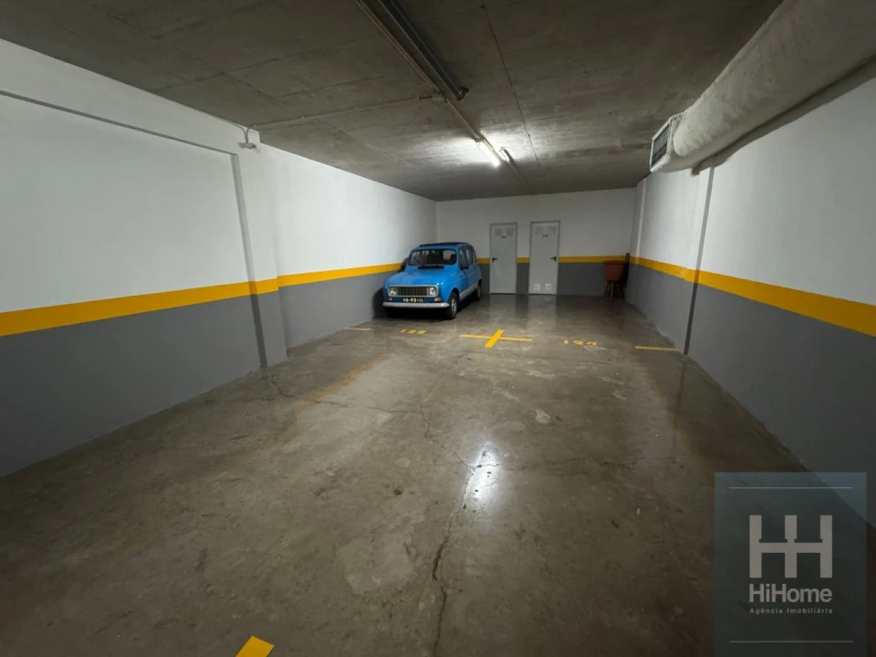 Apartamento T3 para Venda em São Martinho Foto 20