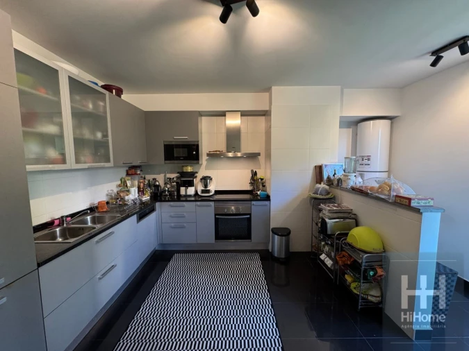 Apartamento T3 para Venda em São Martinho Foto 5