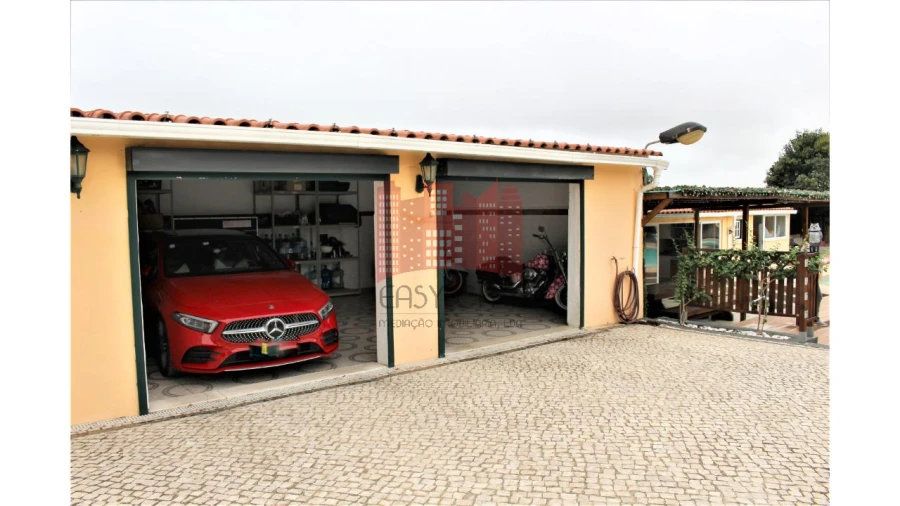 Moradia T4 para Venda em São João das Lampas e Terrugem Foto 8