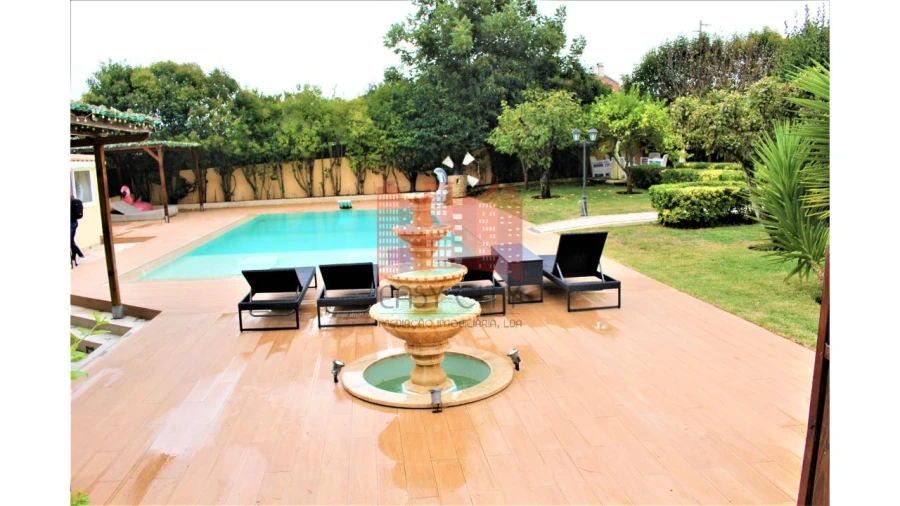 Moradia T4 para Venda em São João das Lampas e Terrugem Foto 9