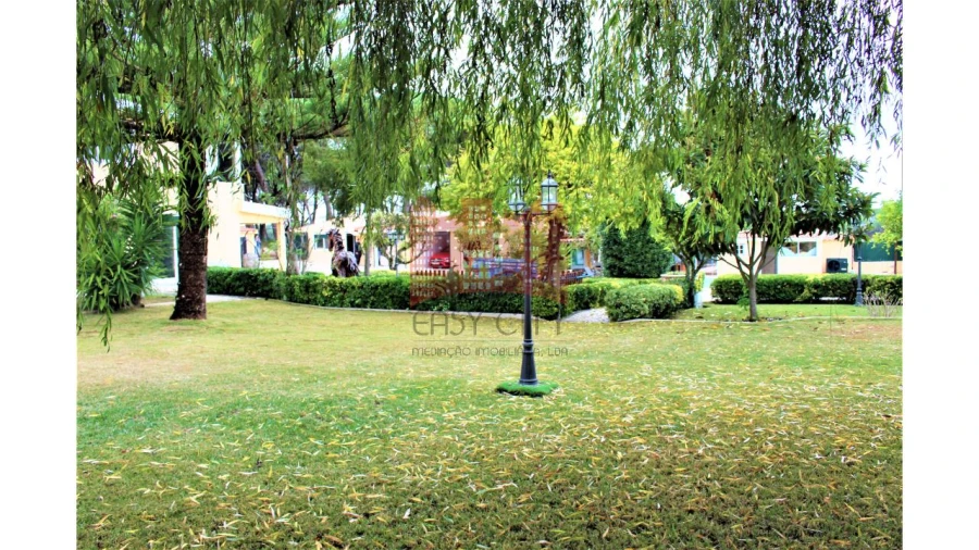 Moradia T4 para Venda em São João das Lampas e Terrugem Foto 13