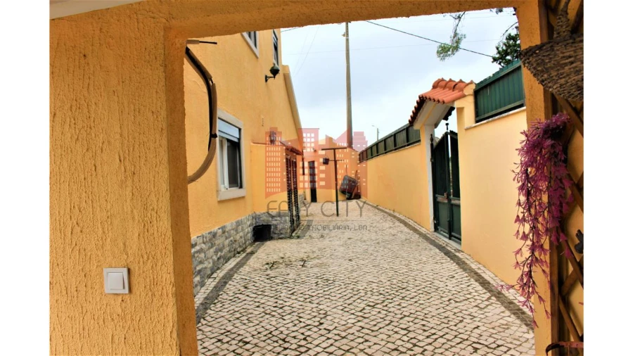 Moradia T4 para Venda em São João das Lampas e Terrugem Foto 20