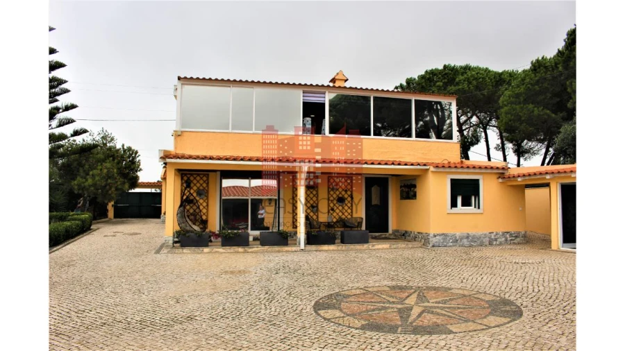 Moradia T4 para Venda em São João das Lampas e Terrugem Foto 23