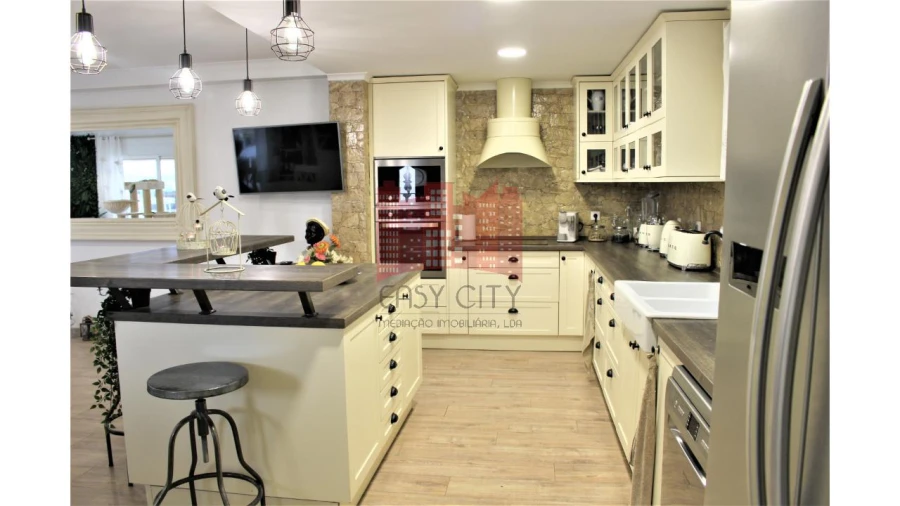 Moradia T4 para Venda em São João das Lampas e Terrugem Foto 28