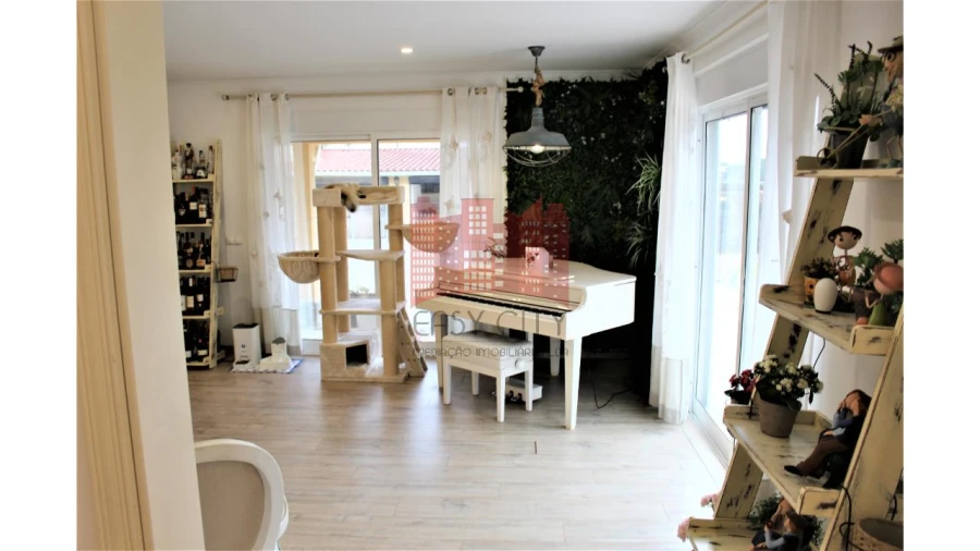 Moradia T4 para Venda em São João das Lampas e Terrugem Foto 32