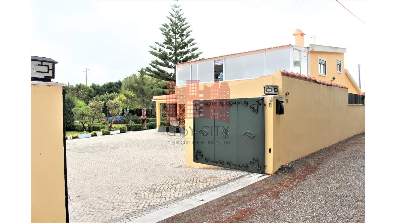 Moradia T4 para Venda em São João das Lampas e Terrugem Foto 7