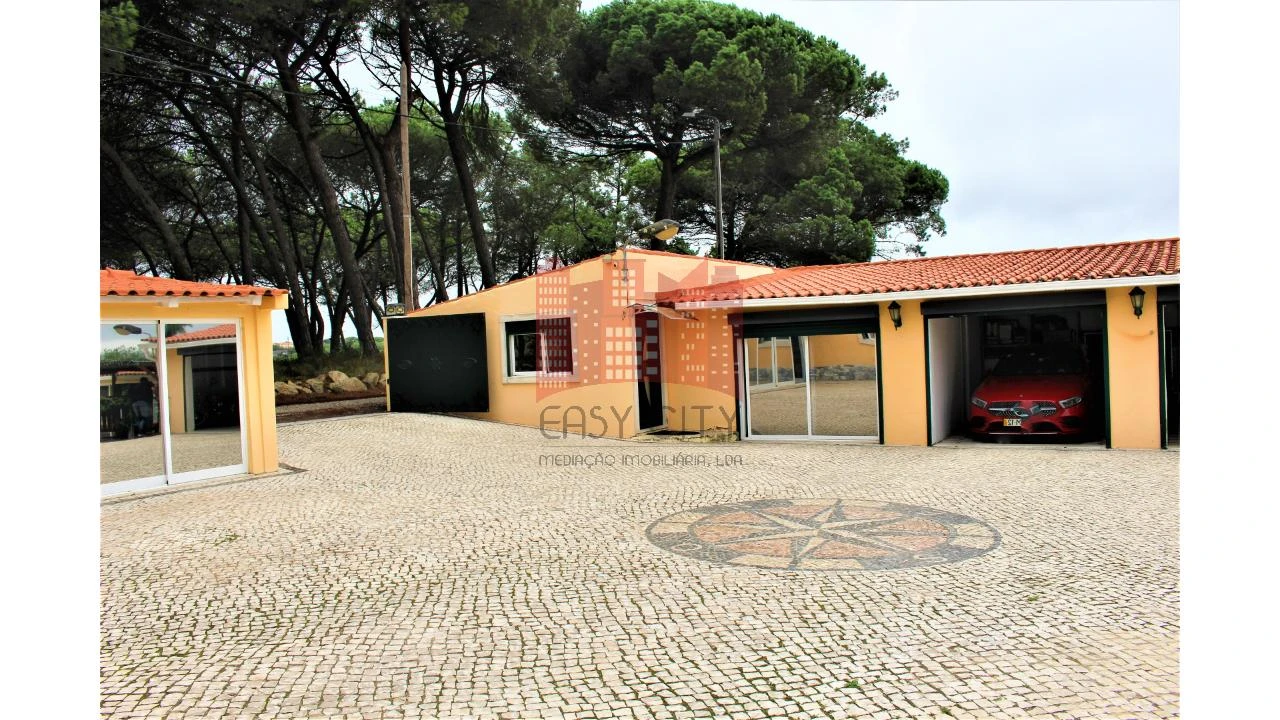 Moradia T4 para Venda em São João das Lampas e Terrugem Foto 21