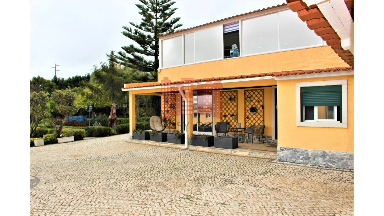 Moradia T4 para Venda em São João das Lampas e Terrugem Foto 24