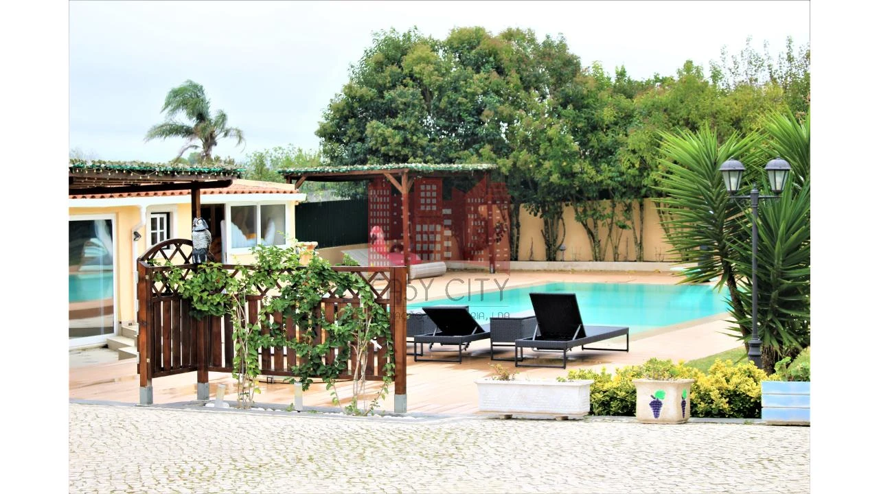 Moradia T4 para Venda em São João das Lampas e Terrugem Foto 25