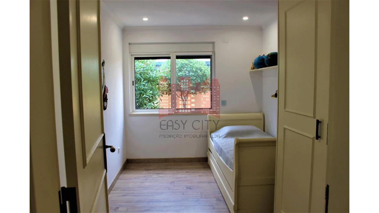 Moradia T4 para Venda em São João das Lampas e Terrugem Foto 35