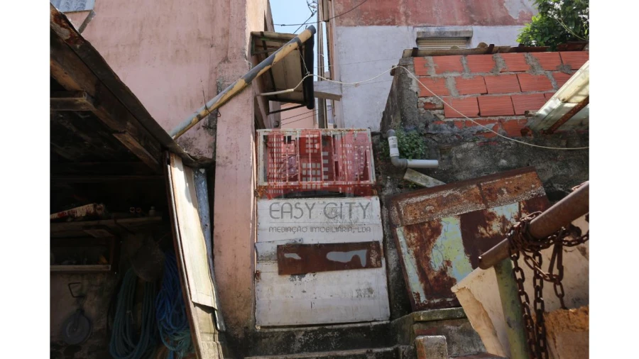 Moradia T2 para Venda em Encosta do Sol Foto 26