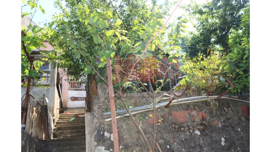 Moradia T2 para Venda em Encosta do Sol Foto 30