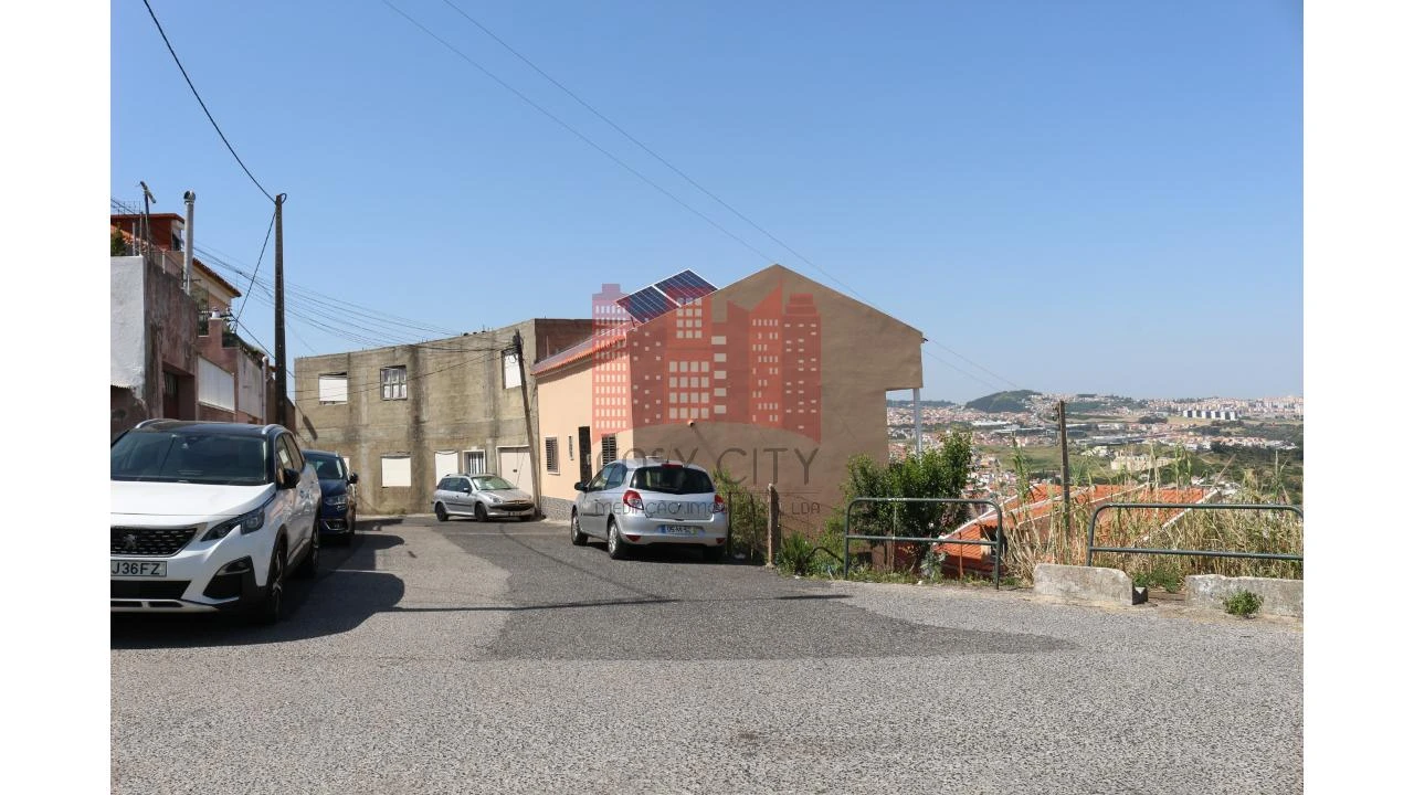 Moradia T2 para Venda em Encosta do Sol Foto 5