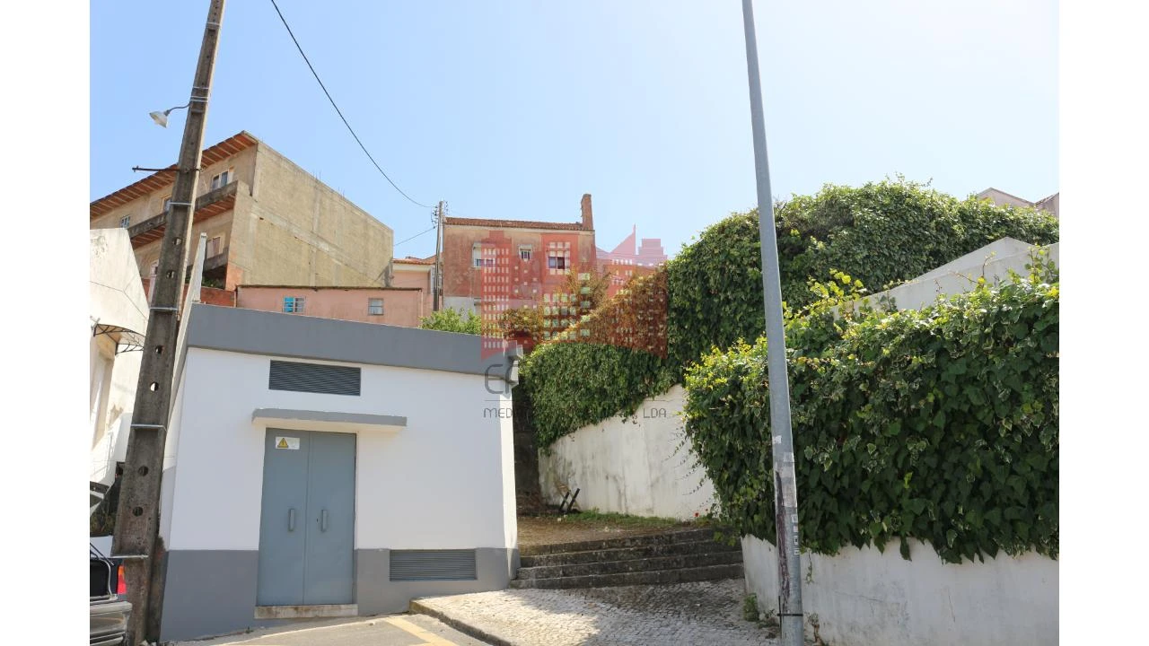 Moradia T2 para Venda em Encosta do Sol Foto 7