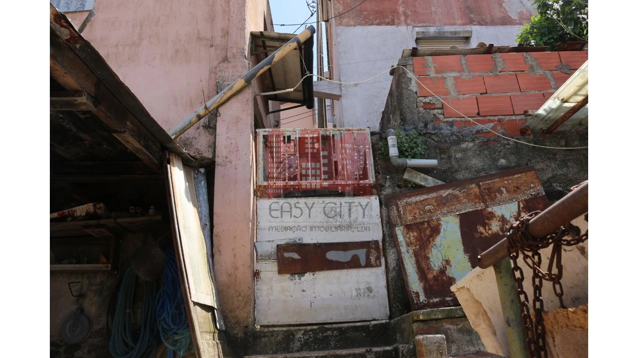 Moradia T2 para Venda em Encosta do Sol Foto 26