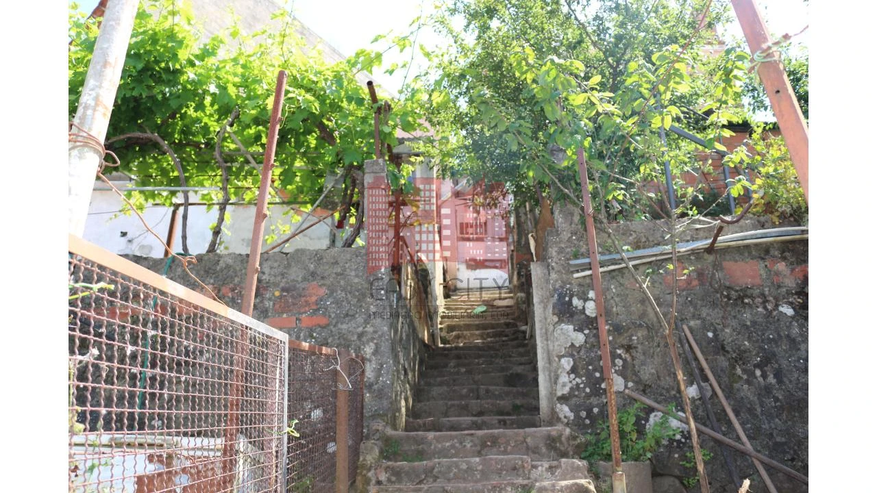 Moradia T2 para Venda em Encosta do Sol Foto 31