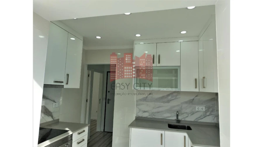 Apartamento T1 para Venda em Arroios Foto 4