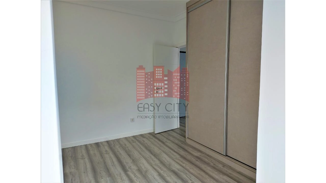 Apartamento T1 para Venda em Arroios Foto 21