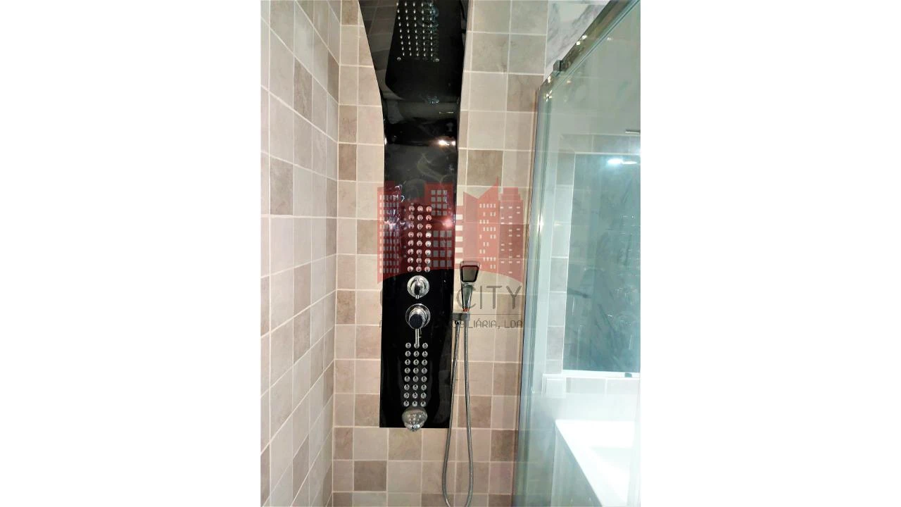 Apartamento T1 para Venda em Arroios Foto 24